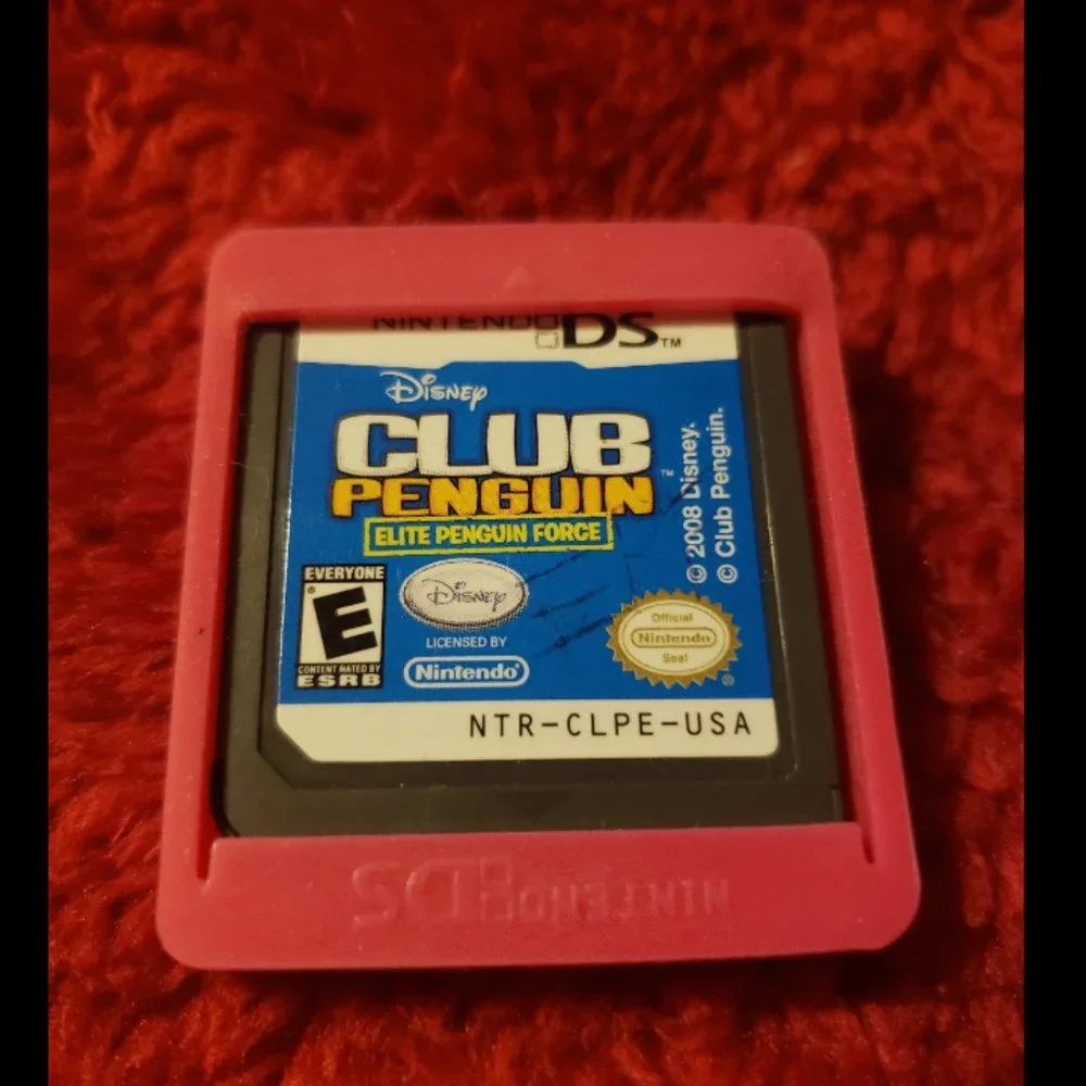 Gently Used Nintendo DS game Club Penguin